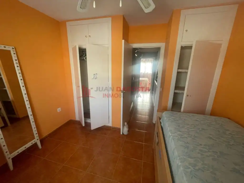 Casa adosada en venta en Calle Veleta, La Antilla