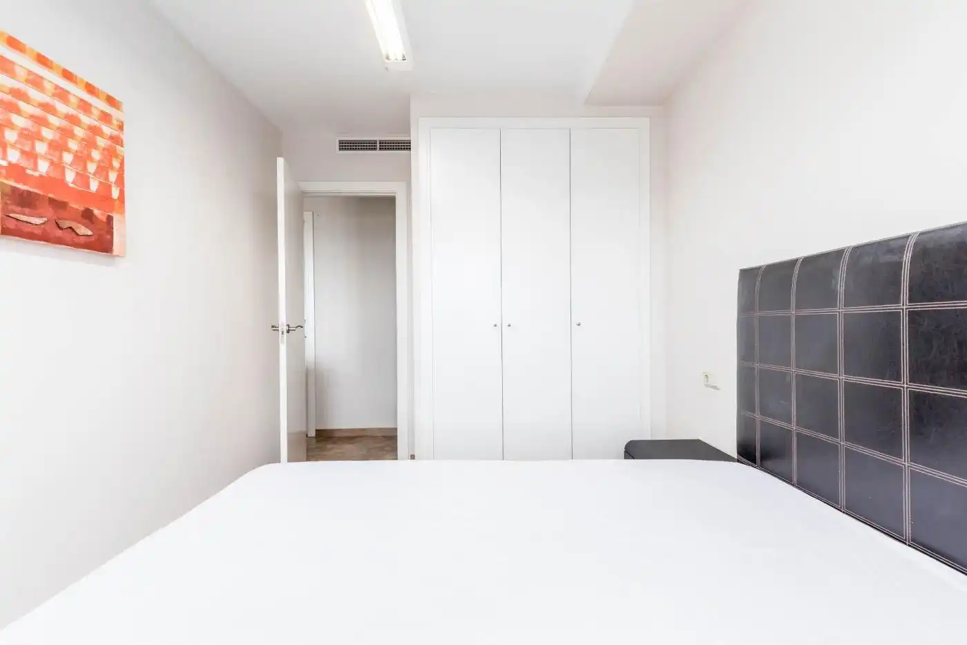 Habitación de Apartamento de alquiler en Valencia con Aire acondicionado, Calefacción y Amueblado