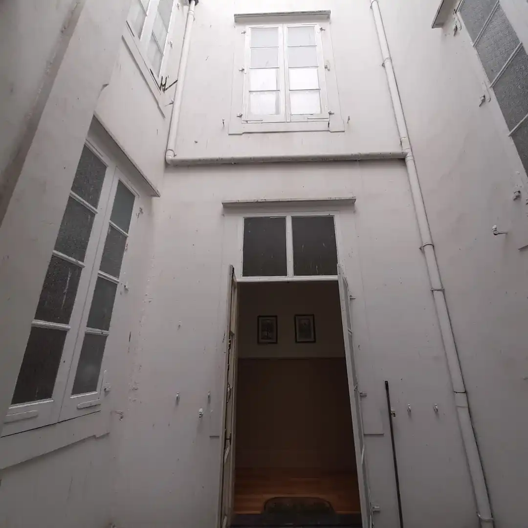 Vista exterior de Pis en venda en Viveiro amb Terrassa