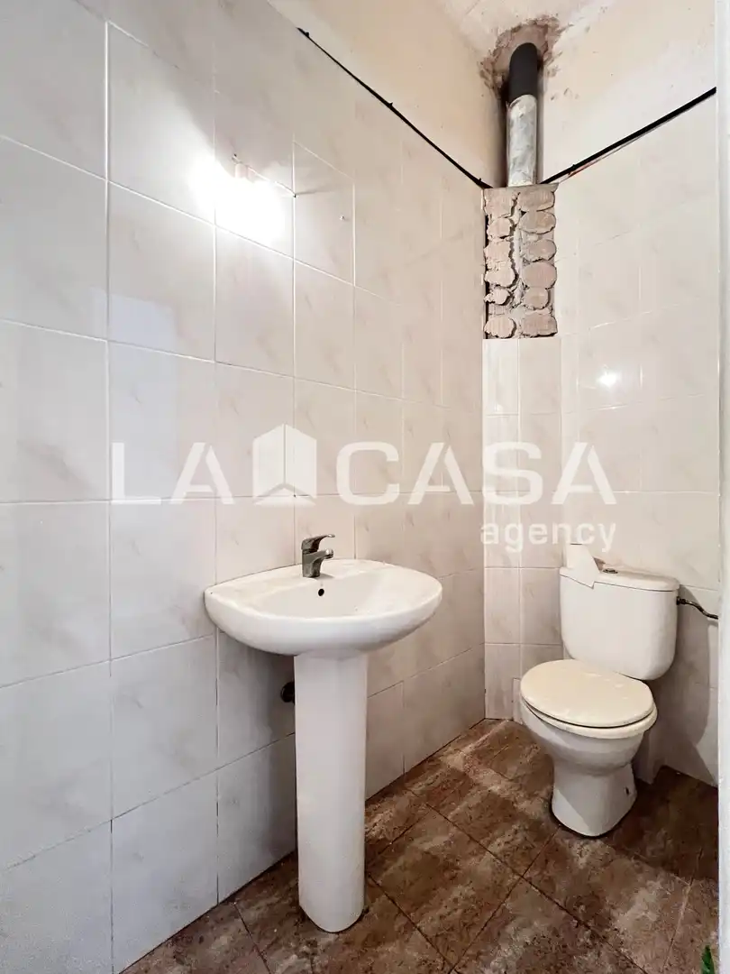 Local comercial en venta en Artigues - Llefià, imagen 15