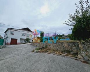 Casa o xalet en venda en San Cibrao das Viñas amb Jardí privat, Terrassa i Traster