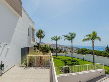 Semi-detached house with pool for sale in Este