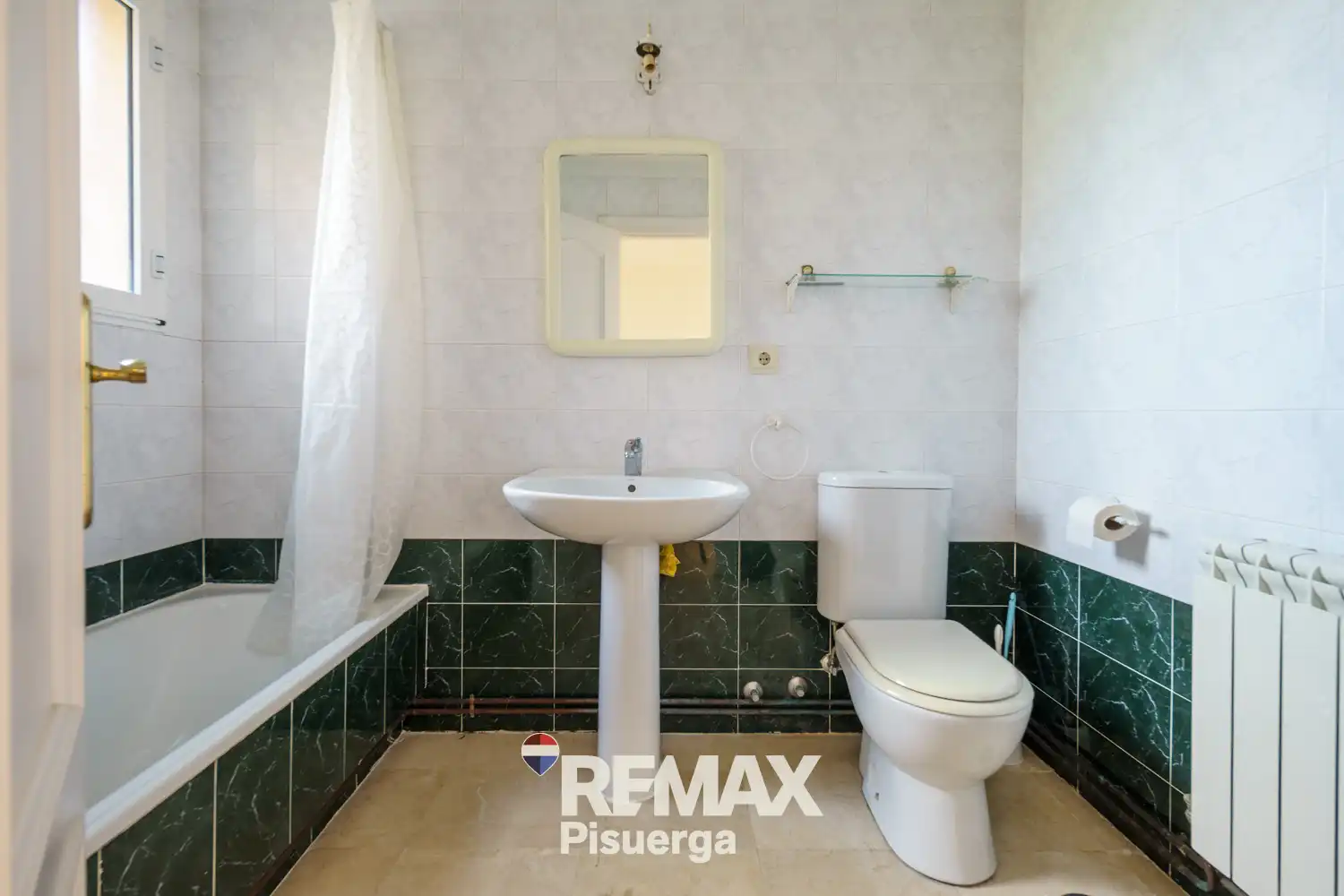 Baño de Casa o chalet en venta en Simancas con Calefacción, Terraza y Trastero