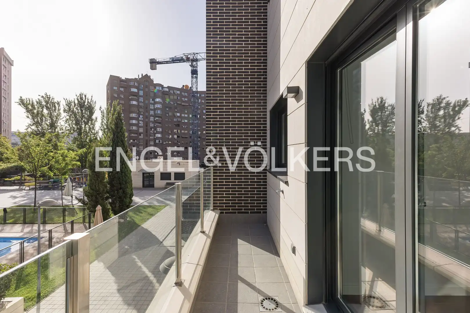 Flat for rent in Adelfas