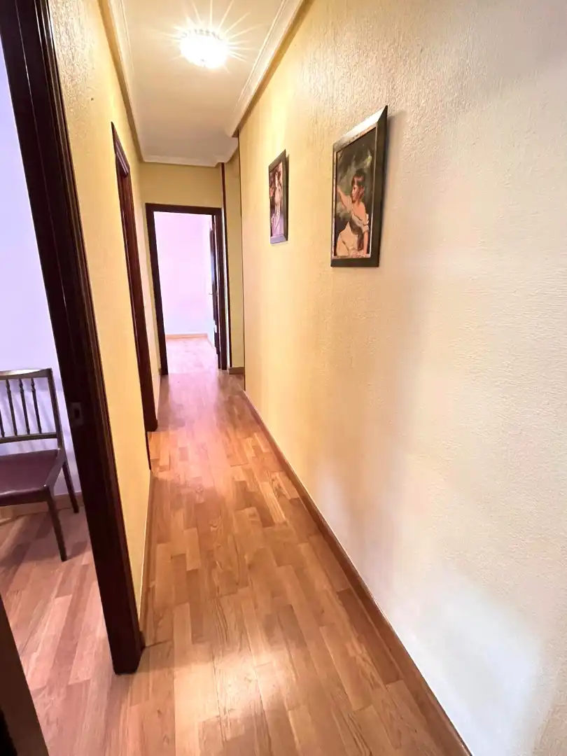 Piso en venta en Cuéllar con Calefacción, Parquet y Trastero