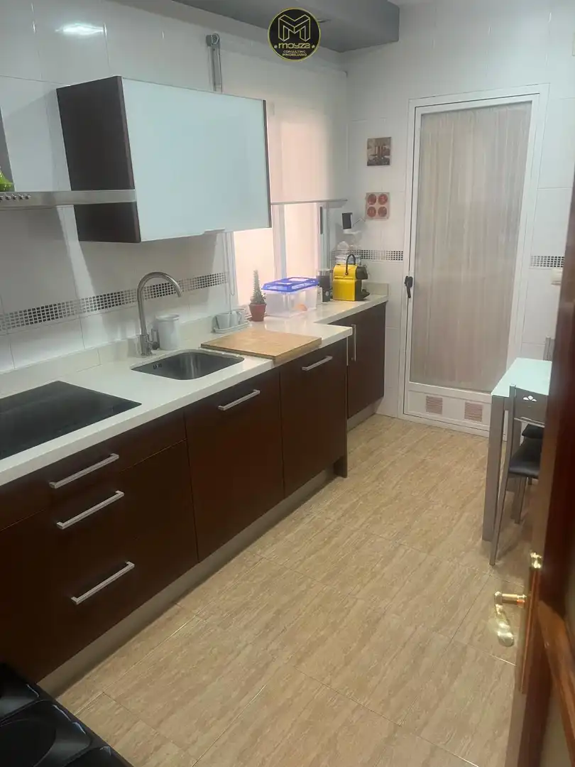 Piso con terraza en venta en Martos, imagen 4
