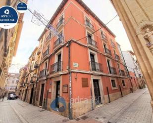 Vista exterior de Edifici en venda en  Logroño