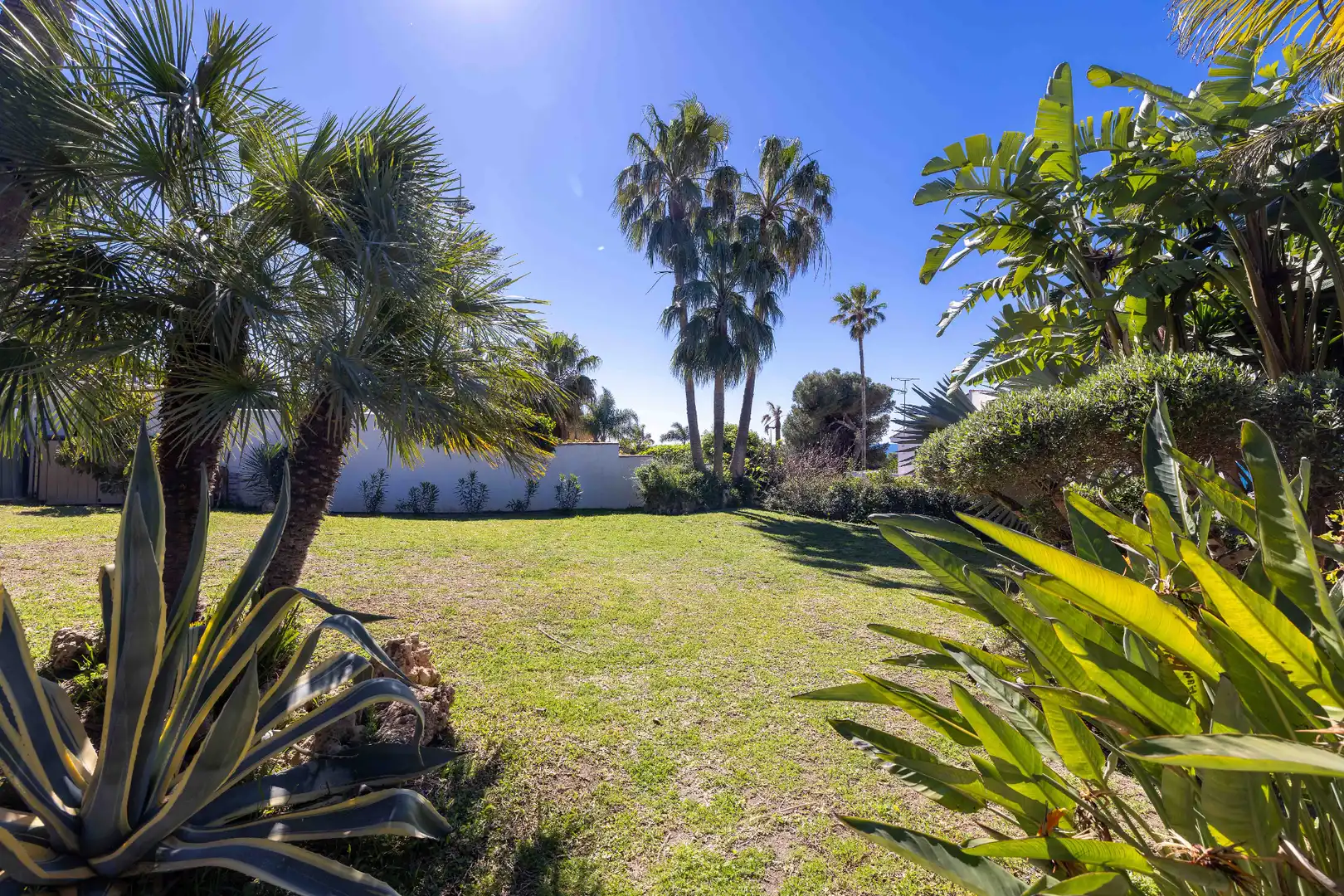 Jardí de Casa o xalet en venda en Marbella amb Aire condicionat, Calefacció i Jardí privat