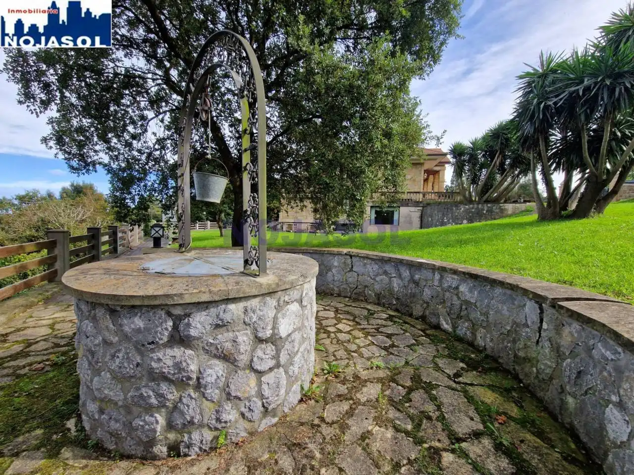 Jardín de Casa o chalet en venta en Noja con Aire acondicionado, Calefacción y Jardín privado