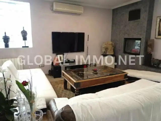 Villa con piscina in vendita a Frezer, imagen 6