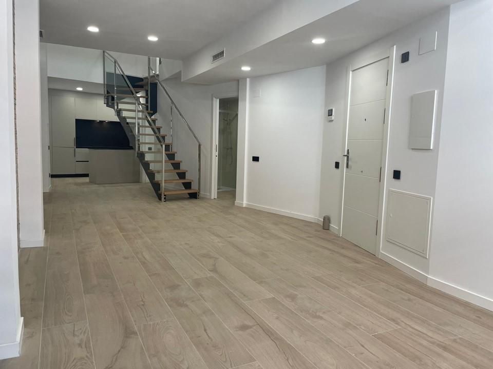 Duplex for sale in Badalona