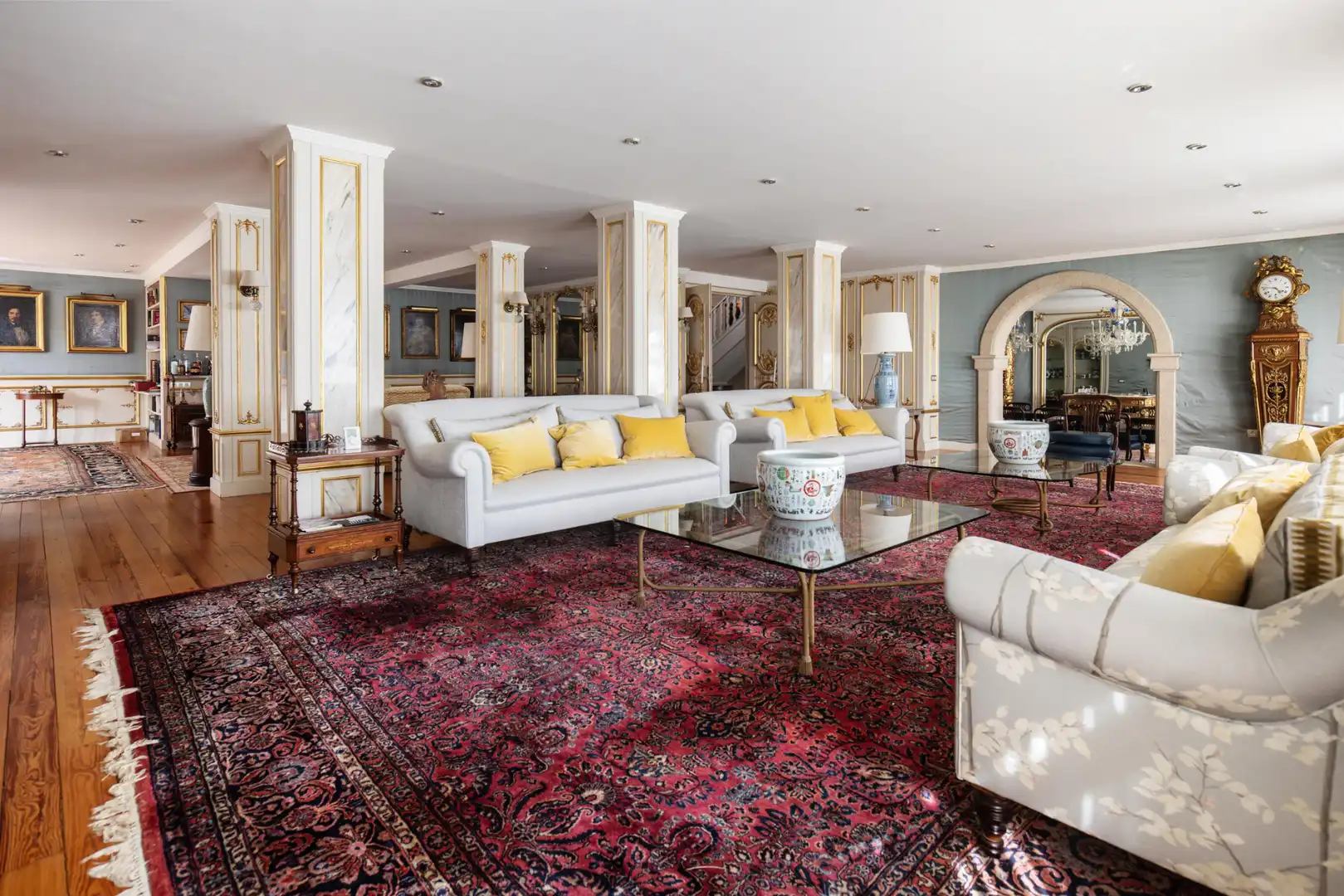 Sala de estar de Casa o chalet en venta en Culleredo con Calefacción, Jardín privado y Parquet