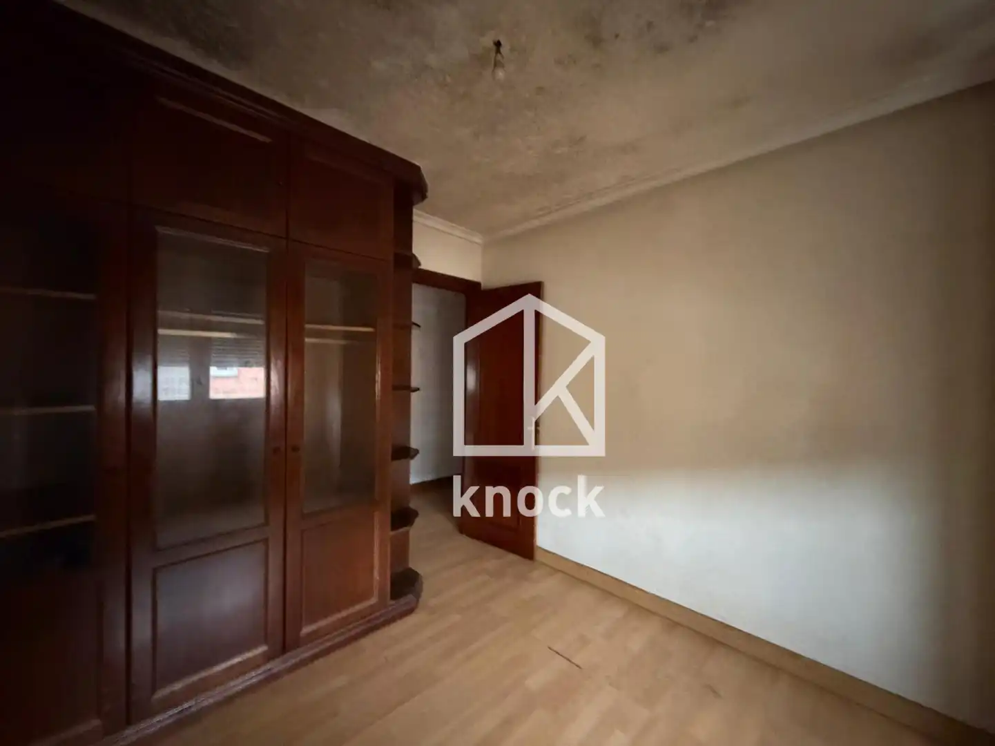 Habitación de Piso en venta en Gijón  con Calefacción