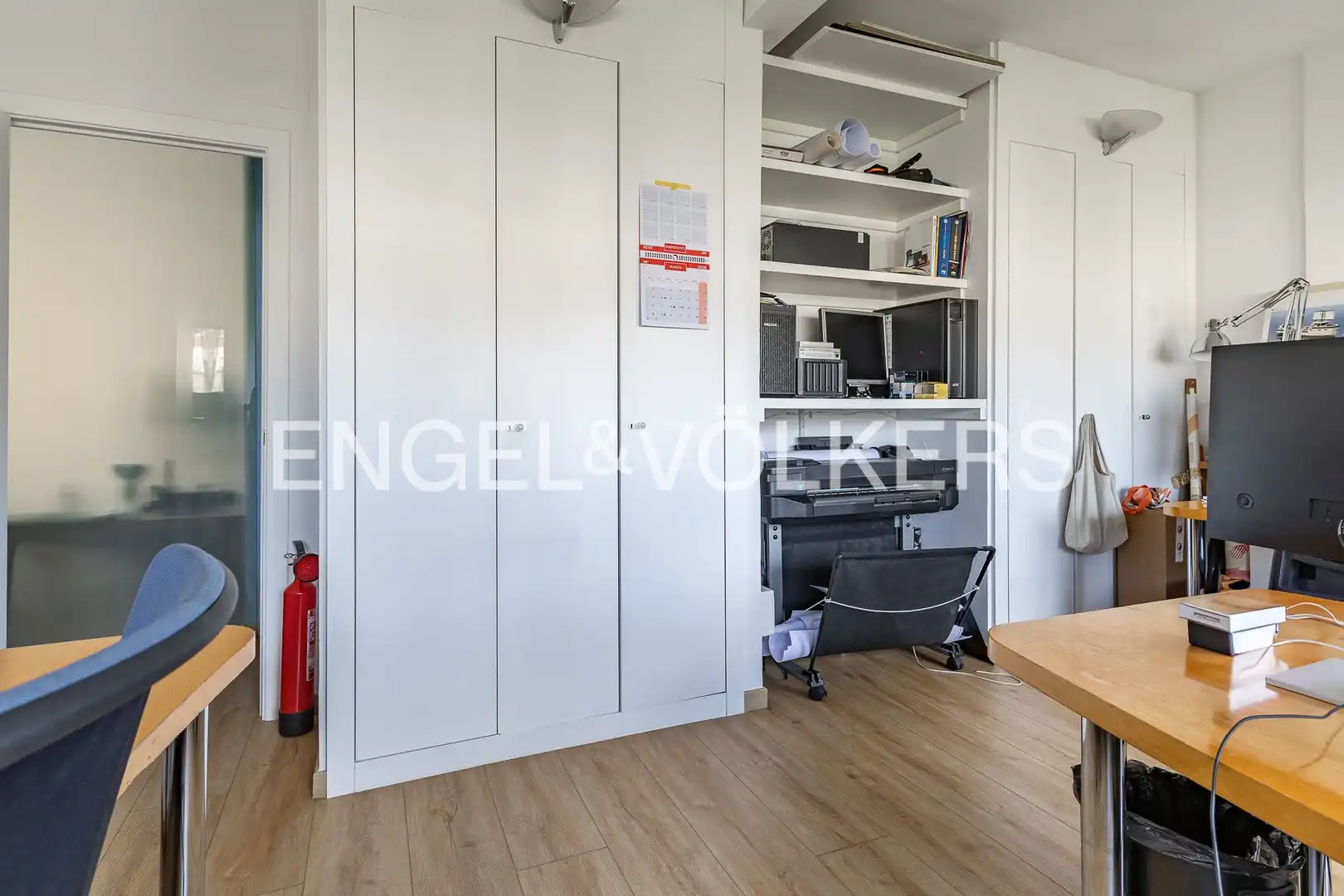 Piso en venta en Barcelona con Calefacción y Parquet