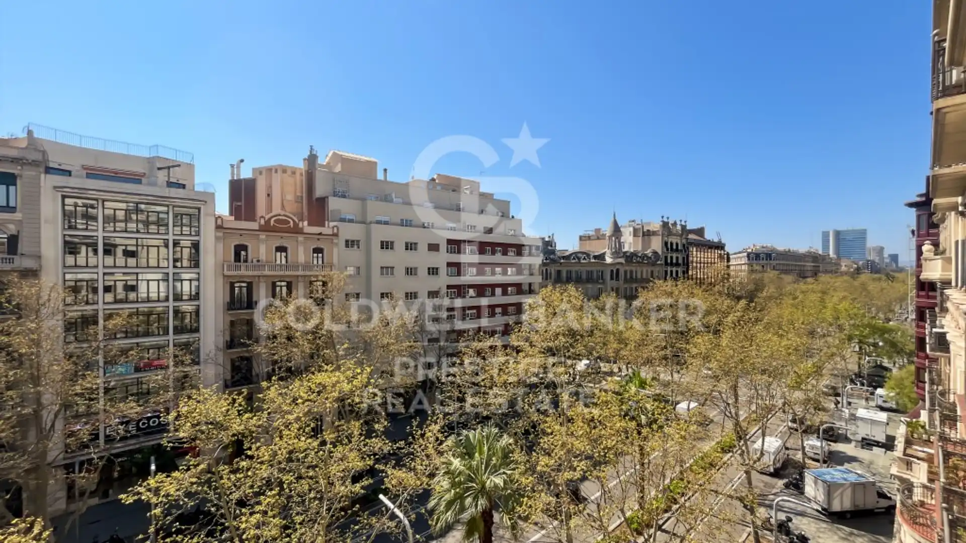 Exterior view of Flat for rent in  Barcelona Capital  with Air Conditioner