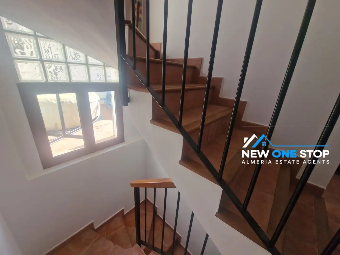 Casa adosada en venda a Lubrín, Almería