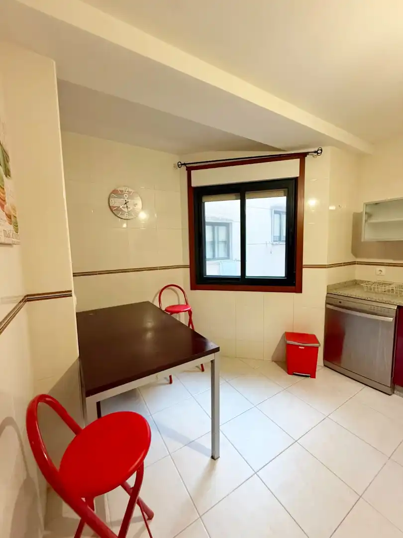 Piso con ascensor en venta en Rúa Novoa Santos, imagen 2