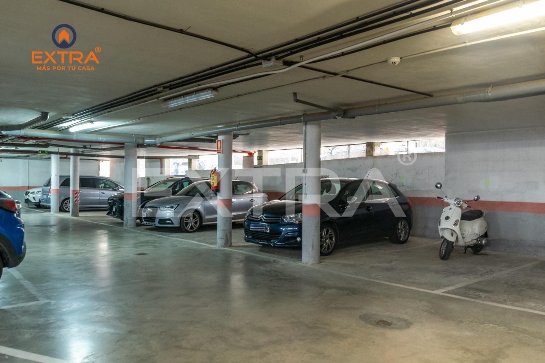Parking of Garage for sale in  Madrid Capital