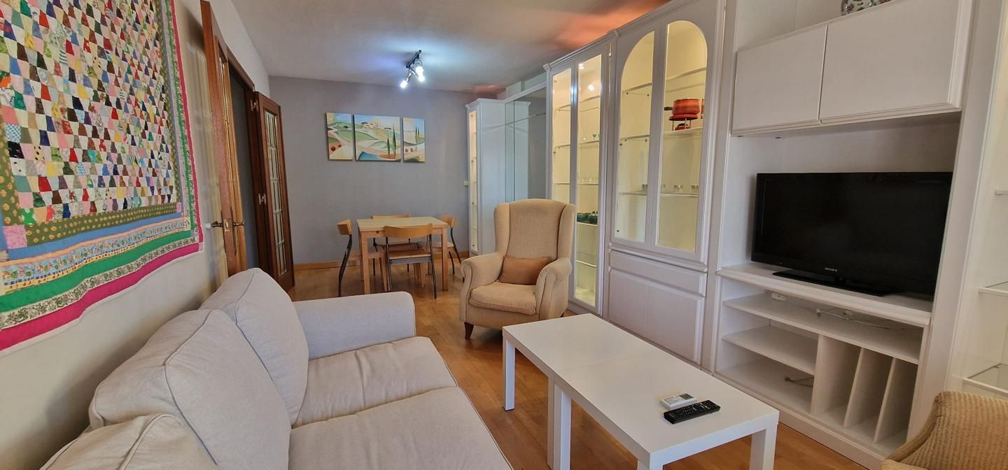 Living room of Flat for sale in  Zaragoza Capital  with Air Conditioner, Heating and Terrace