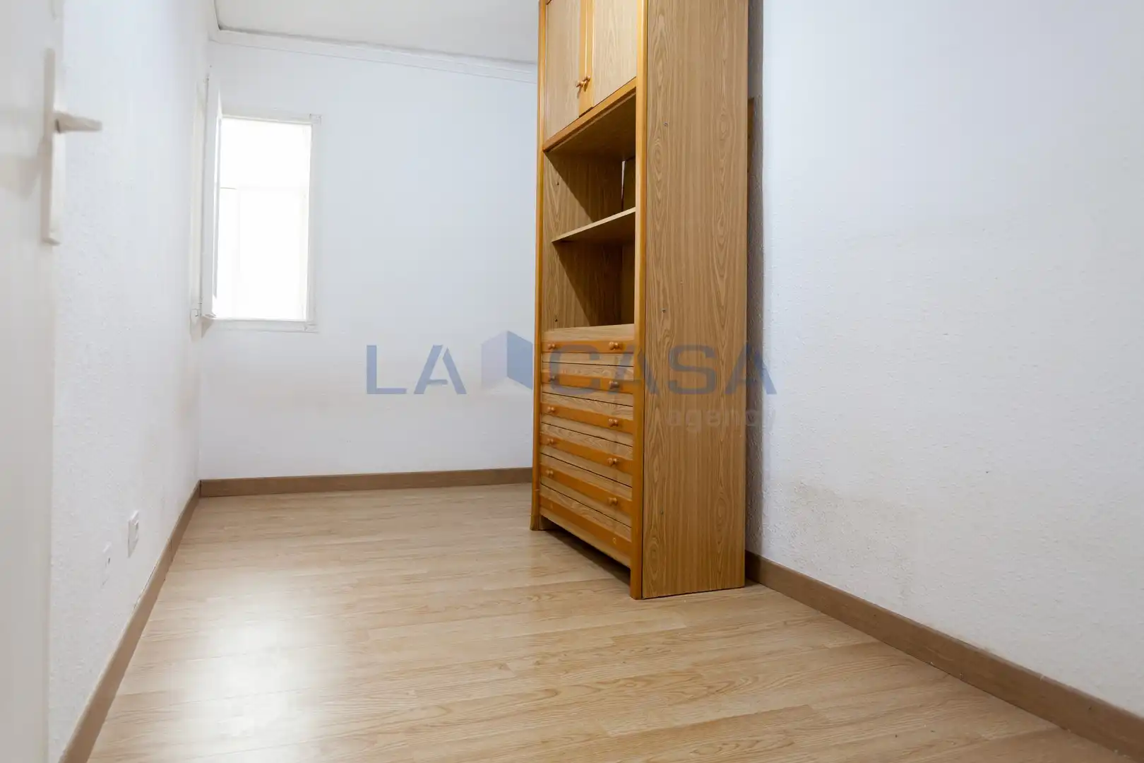 Bedroom of Attic for sale in L'Hospitalet de Llobregat  with Balcony