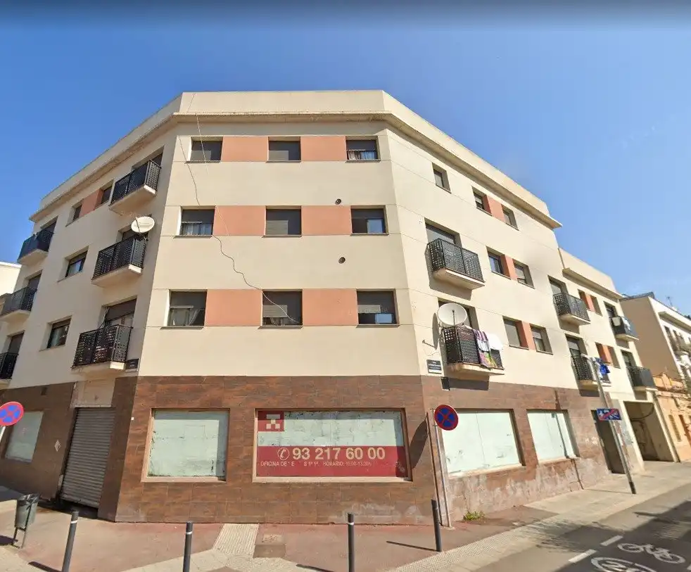 Local en venta en Calle RAFAEL CASANOVA, 37, Vilamarina