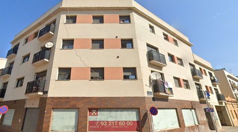 Venta de Local OKUPADO en Calle RAFAEL CASANOVA Nº 37 Viladecans Barcelona.