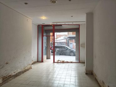 Local comercial en venda a Benetússer