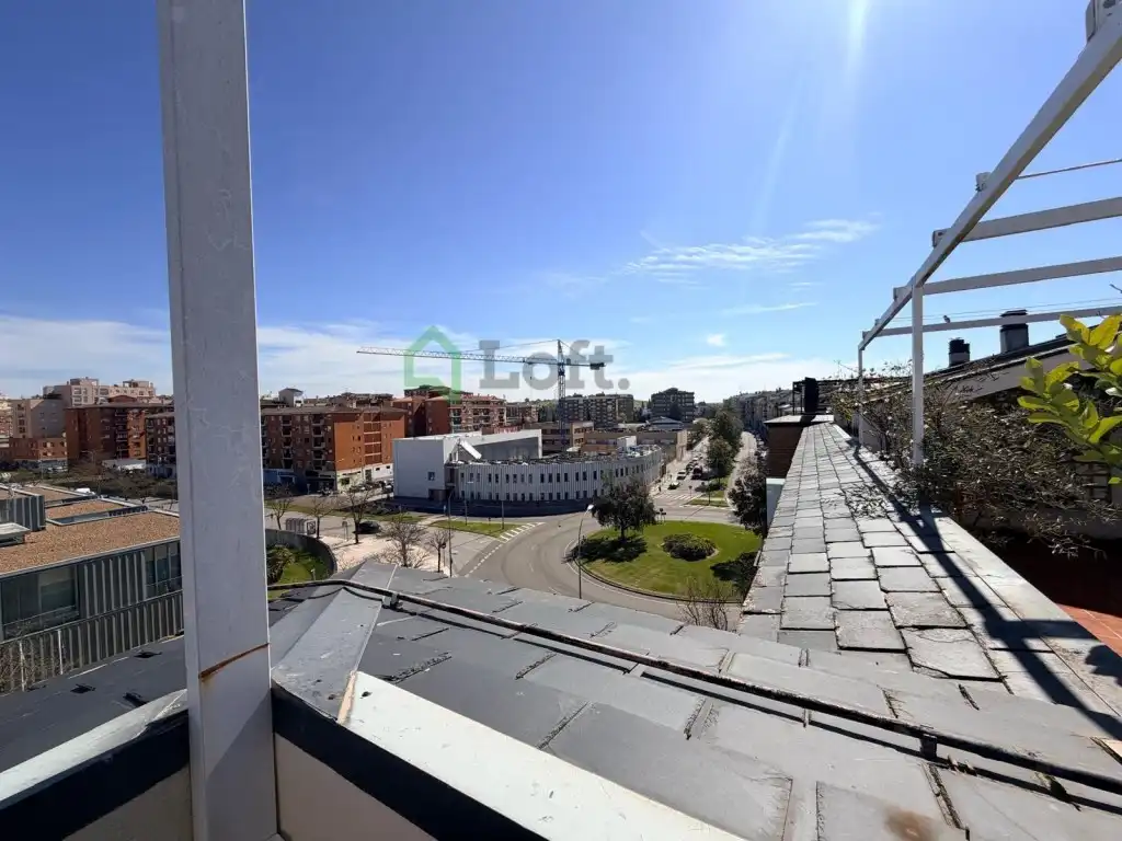 Vista exterior de Dúplex en venda en Badajoz amb Aire condicionat, Calefacció i Terrassa