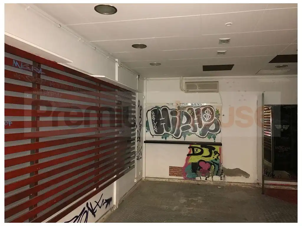 Local comercial en venda a Plaza l'Ajuntament