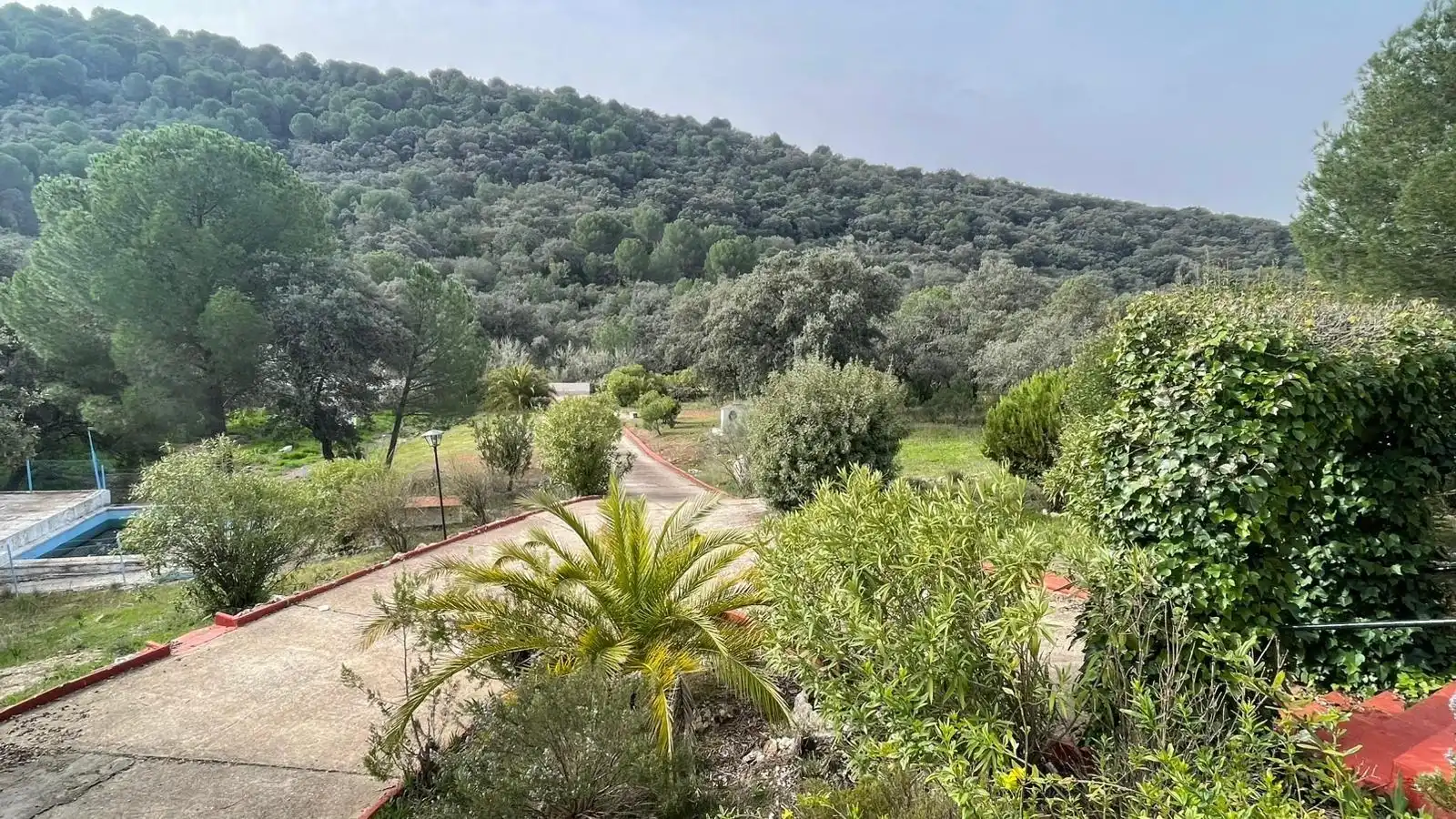 Haus oder Chalet zum Verkauf in Villaharta mit Schwimmbad