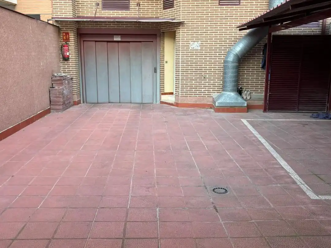 Parking de Garaje en venta en Madrid