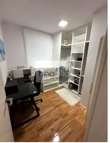 Bedroom of Flat for rent in Sevilla  with Air Conditioner, Terrace and Furnished