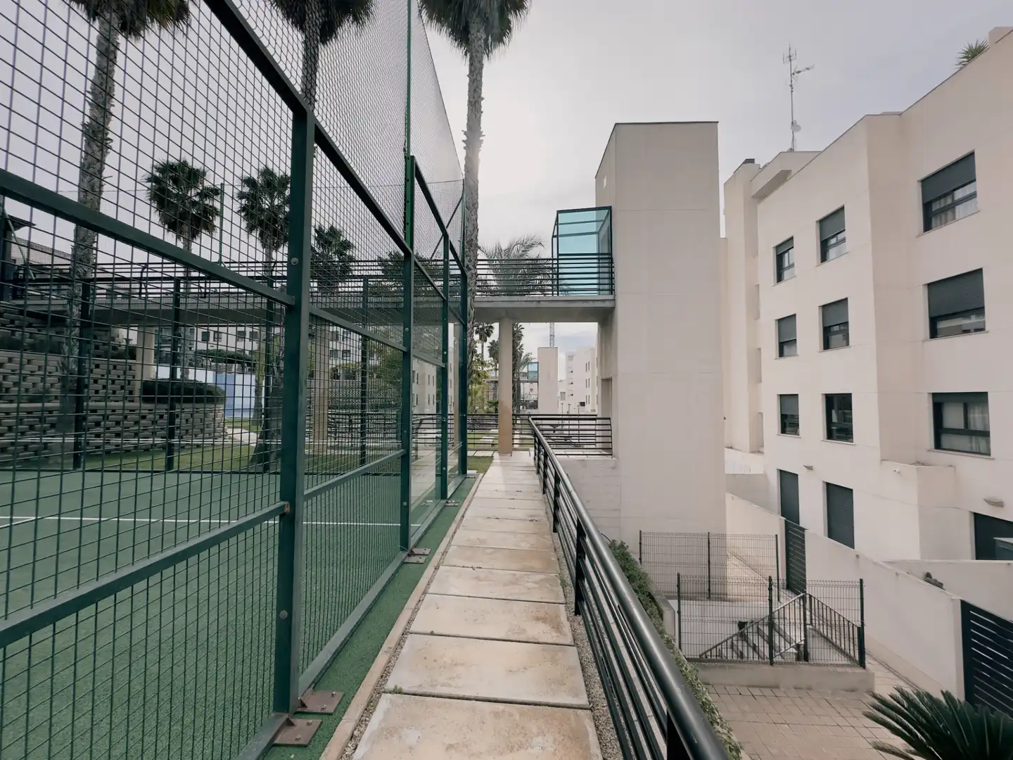 Vista exterior de Apartamento en venta en Santa Pola con Aire acondicionado, Calefacción y Parquet