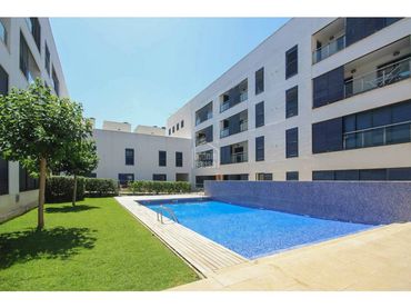Appartement compact avec piscine à vendre à Ciutadella