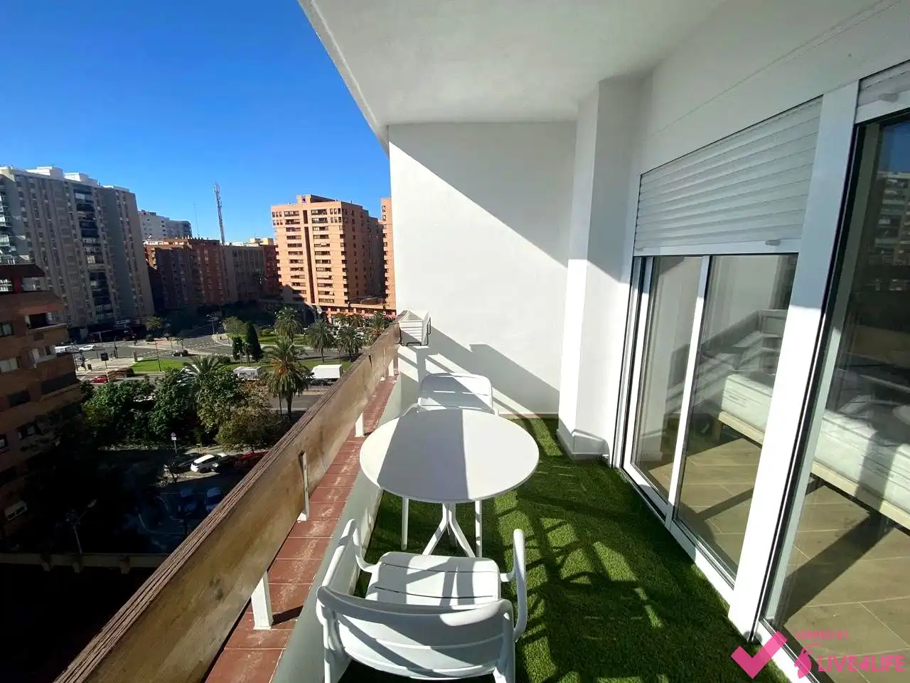 Estudio de alquiler en De Catalunya, La Carrasca