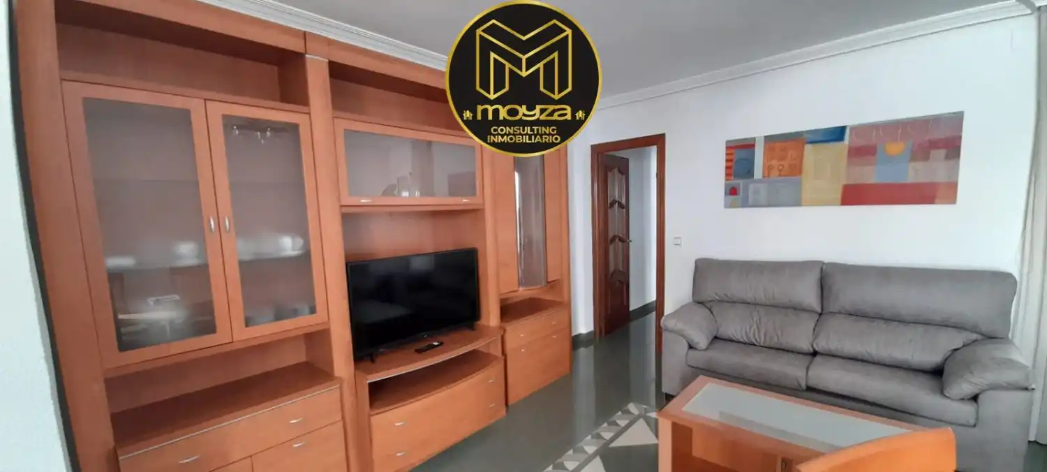 Sala de estar de Ático de alquiler en Jaén con Aire acondicionado, Calefacción y Terraza