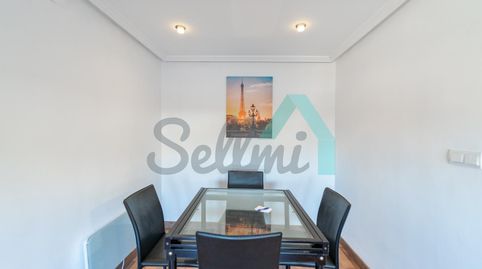 Foto 5 de Piso de alquiler en Vázquez de Mella, Vallobín, Oviedo