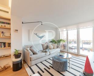 Sala d'estar de Pis de lloguer en  Madrid Capital amb Aire condicionat, Calefacció i Terrassa