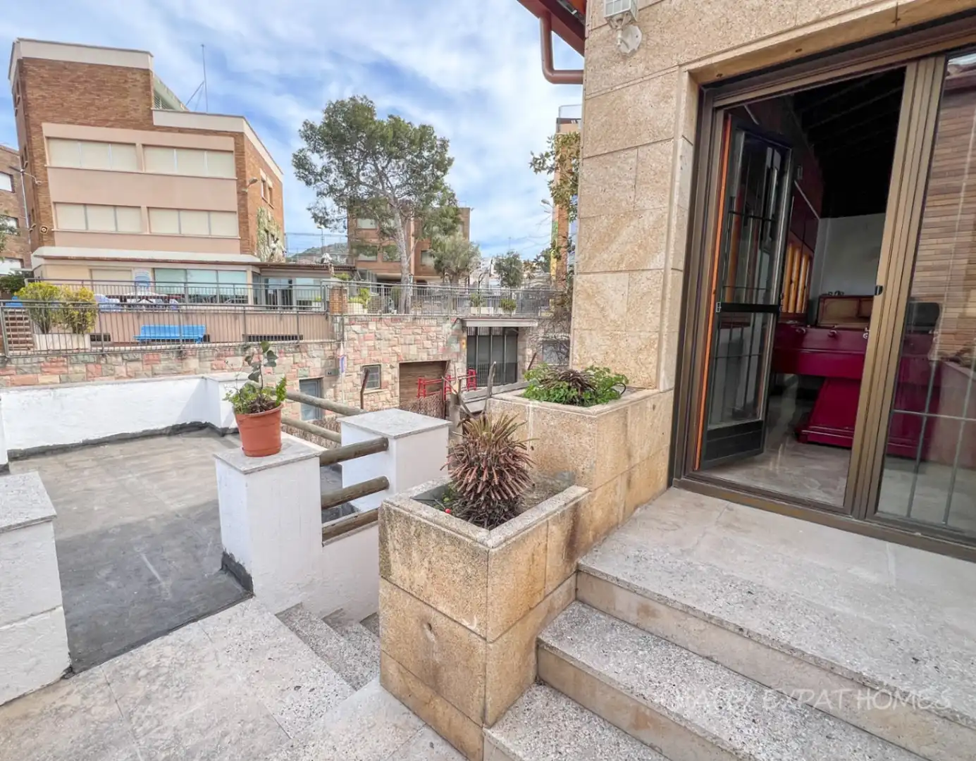 Terrace of Houses for rent in Sant Just Desvern  with Air Conditioner, Heating and Private garden