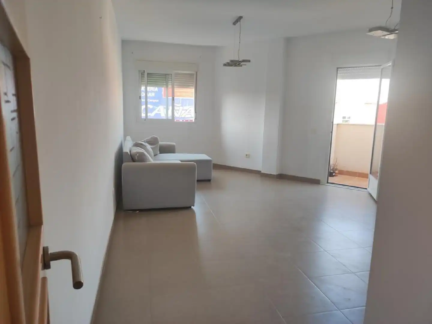 Sala d'estar de Pis en venda en Almería amb Terrassa