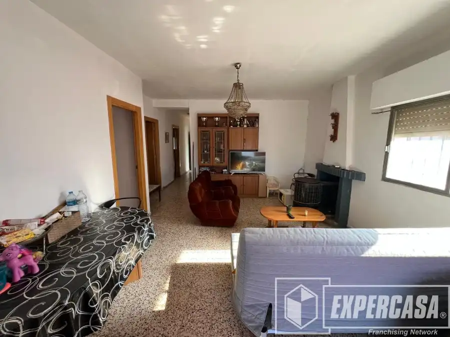Sala de estar de Casa o chalet en venta en Godelleta con Terraza, Trastero y Piscina