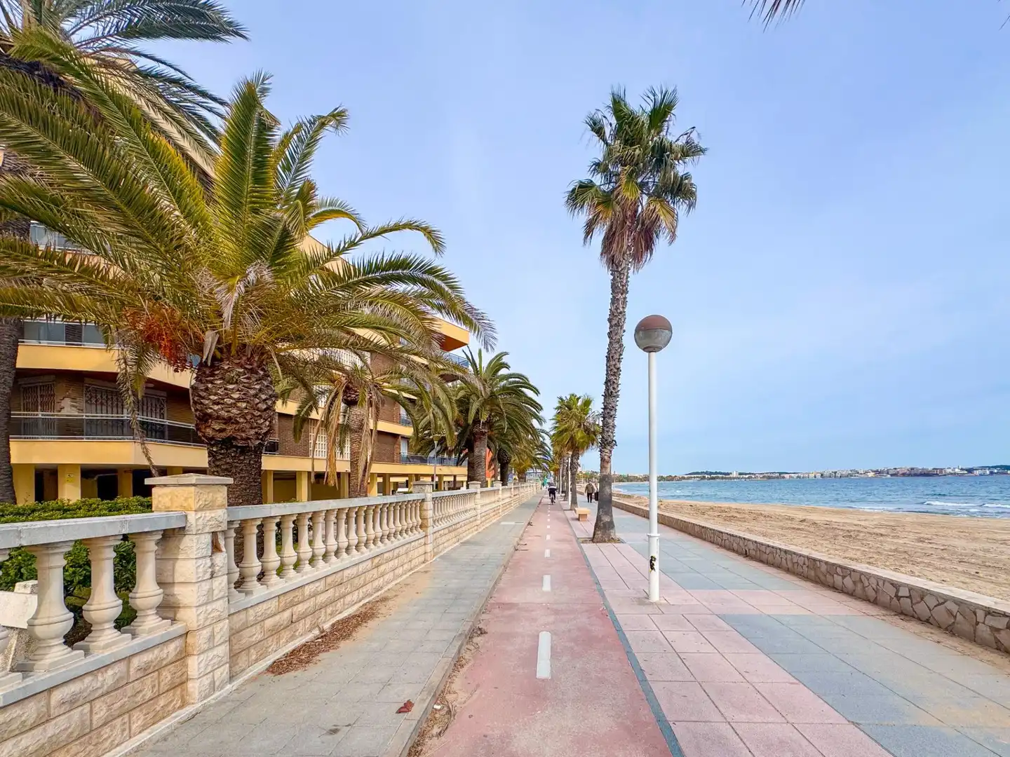 Vista exterior de Apartament en venda en Cambrils amb Aire condicionat, Calefacció i Terrassa