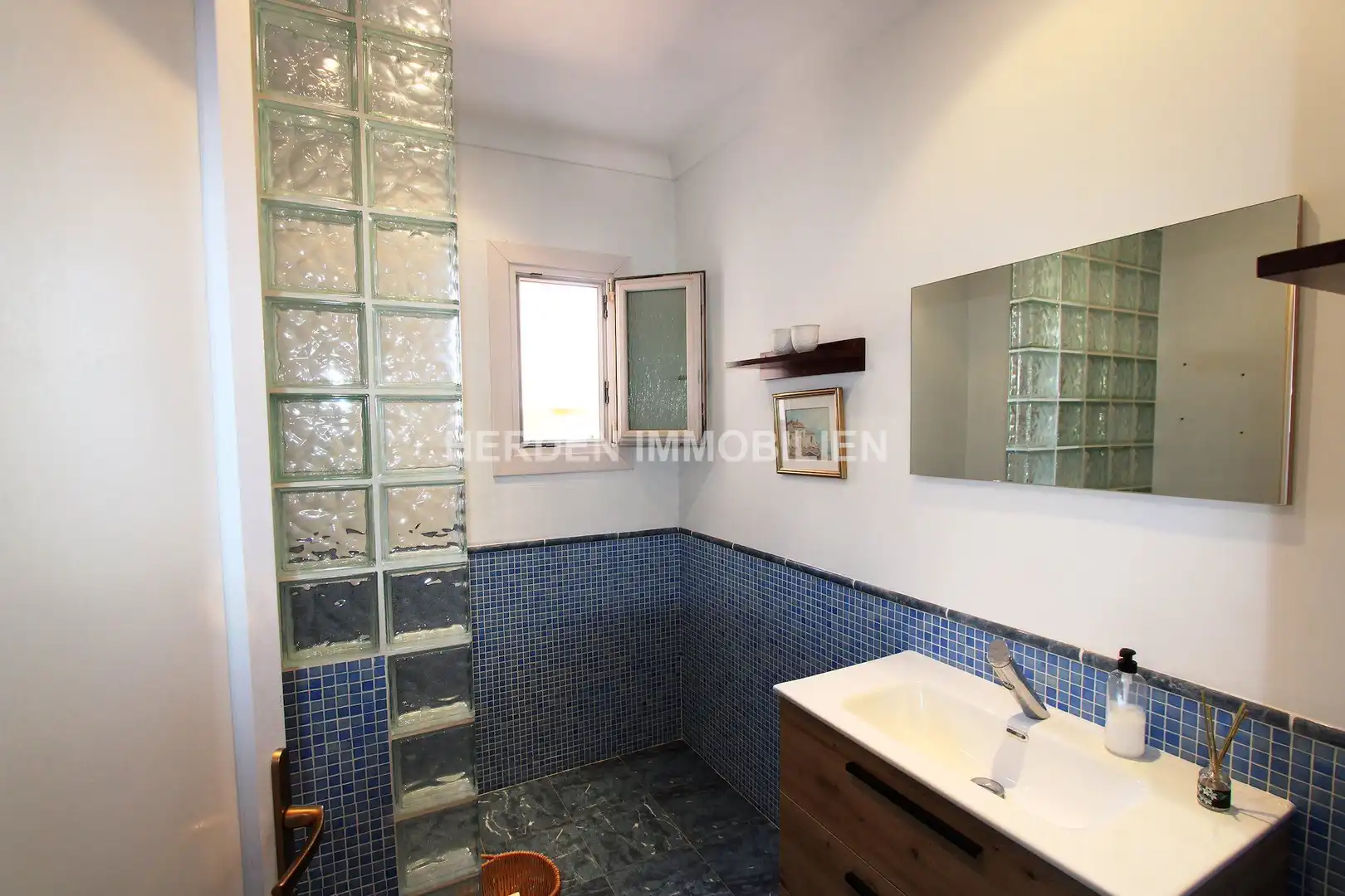 Bathroom of Houses for sale in Manacor  with Air Conditioner, Heating and Storage room