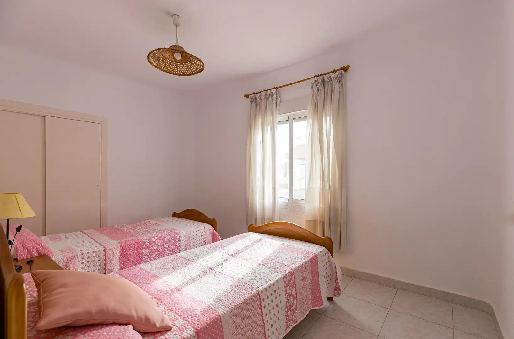 Habitación de Piso en venta en Pilar de la Horadada con Aire acondicionado, Terraza y Amueblado