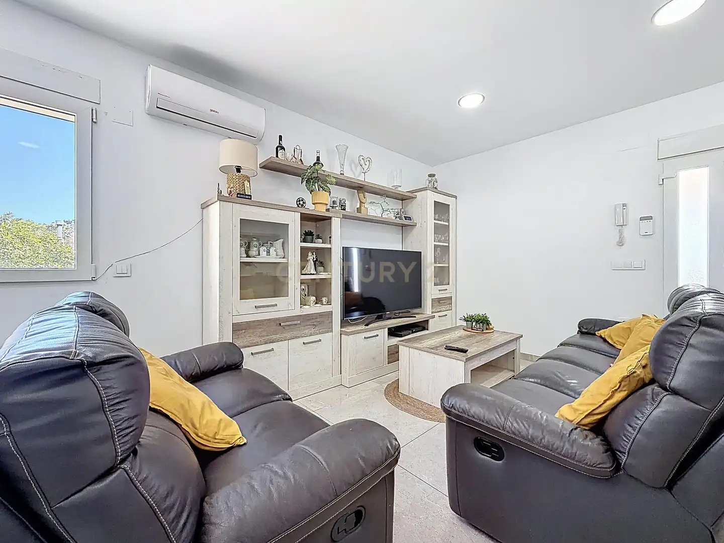 Sala de estar de Casa o chalet en venta en Torrevieja con Aire acondicionado, Trastero y Piscina