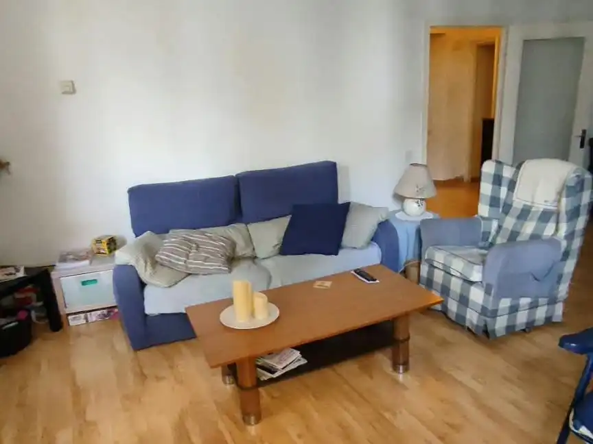 Sala d'estar de Dúplex en venda en Sant Joan de les Abadesses amb Traster, Moblat i Balcó