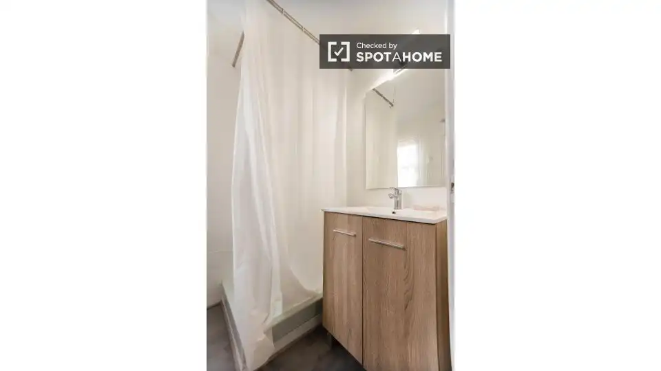 Habitación en El Cabanyal - El Canyamelar