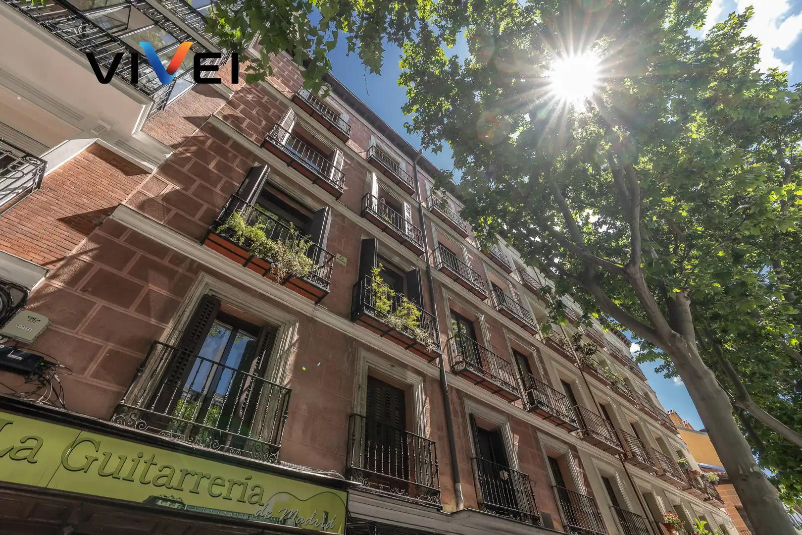 Vista exterior de Ático en venta en Madrid con Calefacción y Terraza