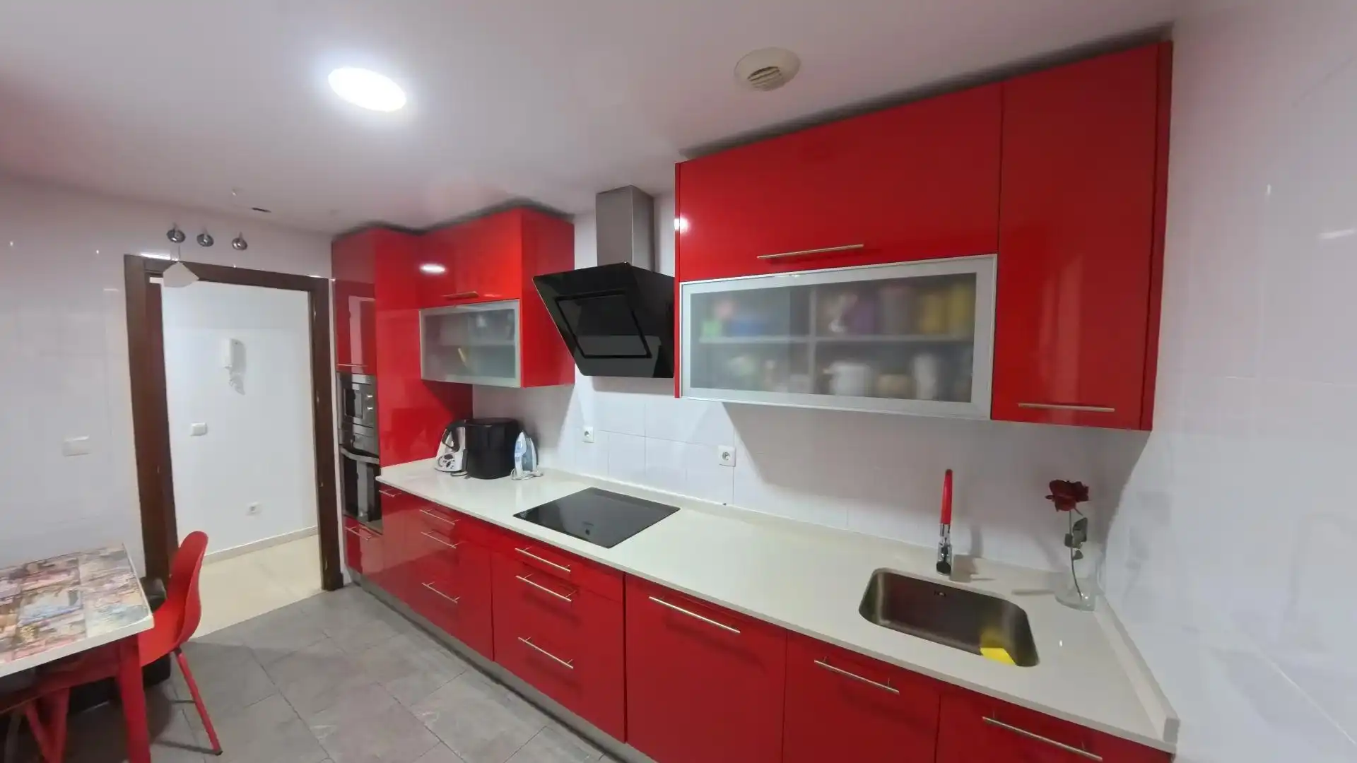Kitchen of Flat for sale in San Fernando  with Air Conditioner, Heating and Community pool