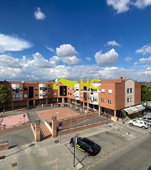 Foto 2 de Garaje de alquiler en Fernando III, 2, Centro, Villaviciosa de Odón